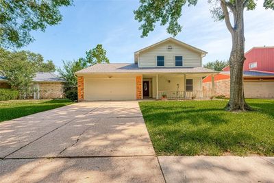 3106 Sam Houston Drive, House other with 3 bedrooms, 2 bathrooms and null parking in Sugar Land TX | Image 2