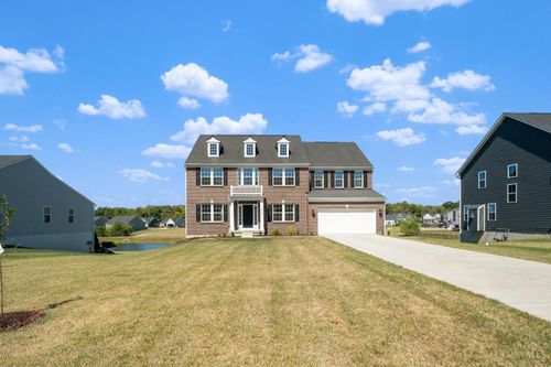 6149 Century Farm Dr, Loveland, OH, 45140-7572 | Card Image