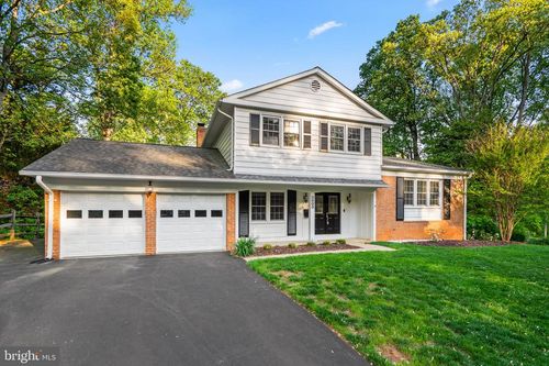 3605 Tristan Ct, ANNANDALE, VA, 22003-1364 | Card Image