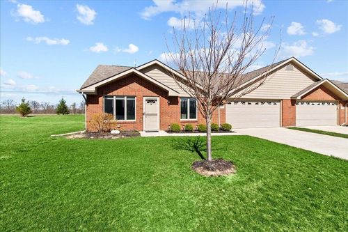 890 Autumn Chase Lane, Marysville, OH, 43040 | Card Image