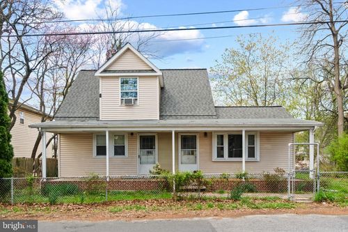 706 203rd St, PASADENA, MD, 21122-1506 | Card Image