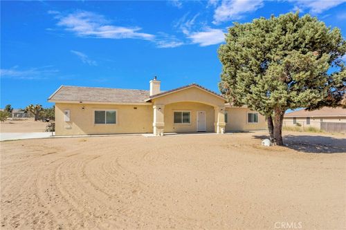 14732 Olive St, Hesperia, CA, 92345-3338 | Card Image