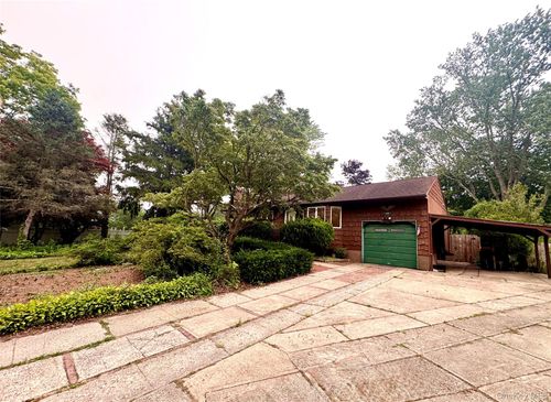28 Euclid Avenue, Huntington, NY, 11746 | Card Image