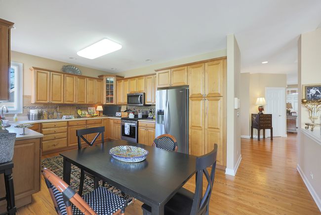 221 Course Dr, House other with 3 bedrooms, 3 bathrooms and 2 parking in Lake In The Hills IL | Image 14