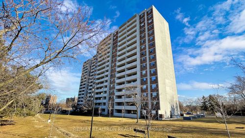 1701-301 Prudential Dr, Scarborough, ON, M1P4V3 | Card Image