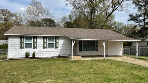 909 Desoto Pl, Benton, AR, 72015-3936 | Card Image