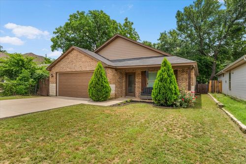 2512 Avenue H, Fort Worth, TX, 76105-2222 | Card Image