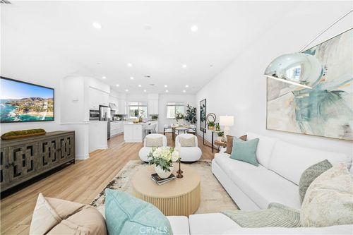 344 Tank, Irvine, CA, 92618-1462 | Card Image