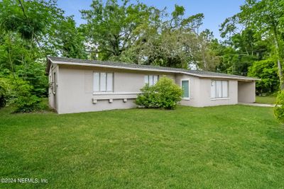 7006 Hallock Street, House other with 3 bedrooms, 2 bathrooms and null parking in Jacksonville FL | Image 3