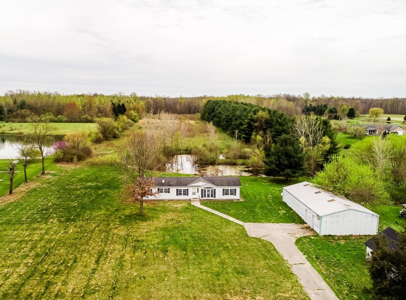 Watson Rd, Eau Claire, MI 49111
