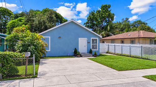 1958 Nw 59th St, Miami, FL, 33142-7842 | Card Image