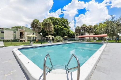 apt-102-4276 Nw 89th Ave, Coral Springs, FL, 33065-1784 | Card Image