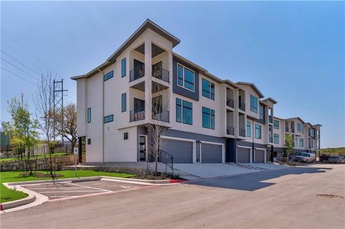 unit-102-2050 Lohmans Spur Rd, Lakeway, TX, 78734-5500 | Card Image