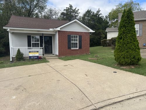 2049 Williams Valley Dr, Madison, TN, 37115-7610 | Card Image