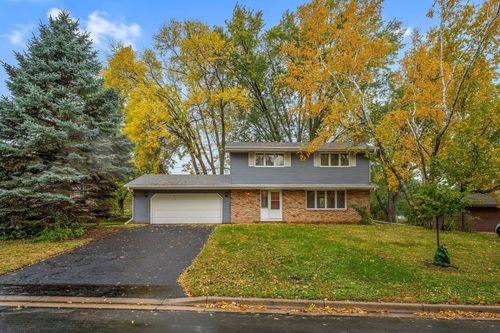 11036 27th Ave S, Burnsville, MN, 55337-1012 | Card Image