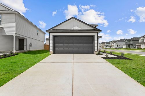 200 Varner Way, Maxwell, TX, 78656-2119 | Card Image