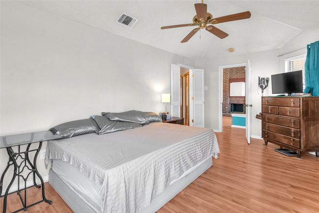 2135 Rose Cliff Ln, House other with 2 bedrooms, 2 bathrooms and null parking in Carrollton TX | Image 11