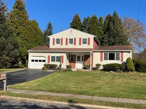 10 Blue Devil Ln, Mercerville, NJ, 08619-1104 | Card Image