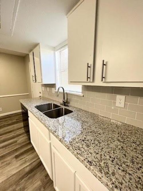 1109-6200 W Tidwell Road, Houston, TX, 77092 | Card Image