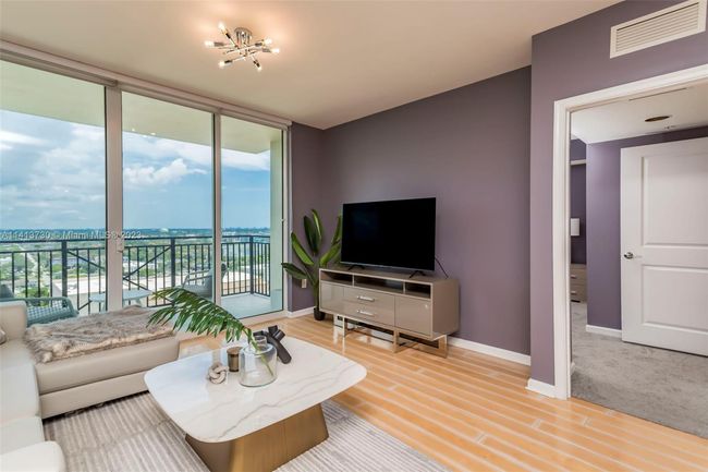 APT-1814N - 610 W Las Olas Blvd, Condo with 2 bedrooms, 2 bathrooms and null parking in Fort Lauderdale FL | Image 5