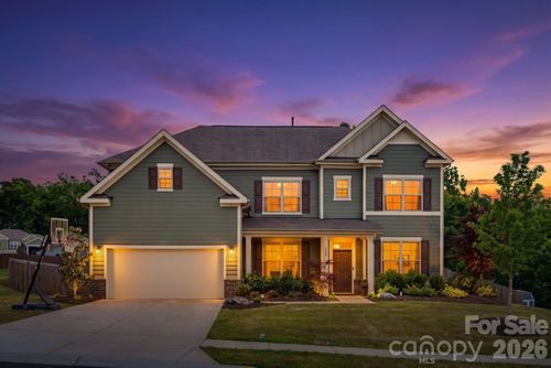 840 Oak Manor Dr Se, Concord, NC, 28025-0053 | Card Image