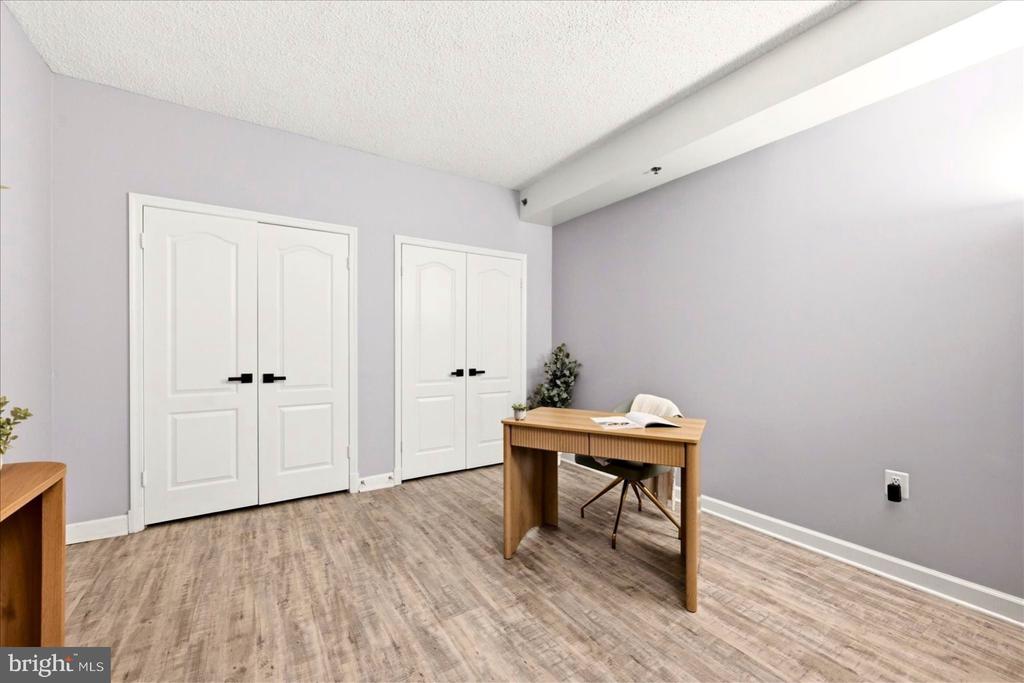 Residential in ARLINGTON 4