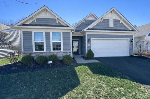 75-5735 Makers Mark Dr, Westerville, OH, 43081-7665 | Card Image