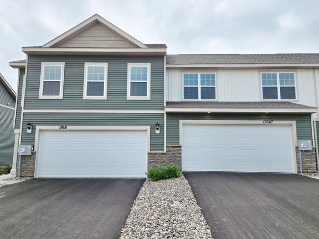 Elliot end-unit at Ardan Place in Rosemount! Photo is of actual home. Options and colors may vary. Ask Sales Agent for details. | Image 35