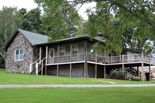 7411 Chad Rd, Harrison, TN, 37341-9310 | Card Image
