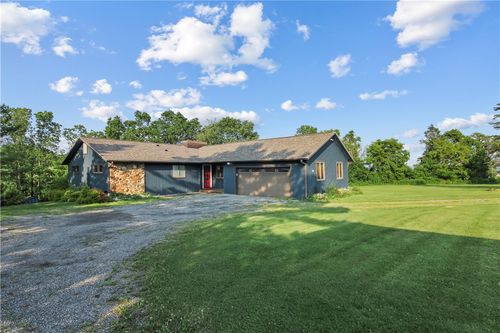 49 Davis Rd, Lansing, NY, 14882-8839 | Card Image