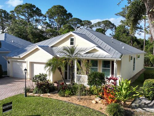 572 Ne Canoe Park Cir, Port St. Lucie, FL, 34983-3510 | Card Image