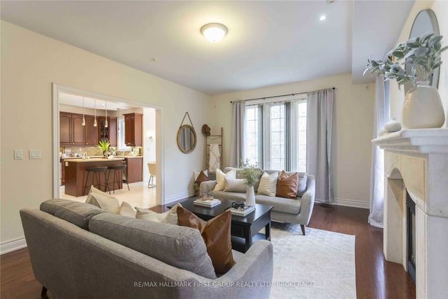 932 Coyston Dr, House other with 4 bedrooms, 4 bathrooms and 4 parking in Oshawa ON | Image 17