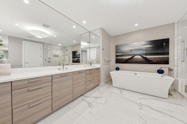 UNIT-5C - 3730 N Ocean Dr, Condo with 3 bedrooms, 4 bathrooms and null parking in Riviera Beach FL | Image 12
