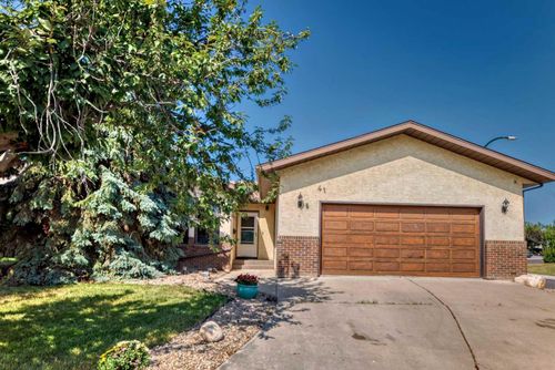 41 Edge Close, Red Deer, AB, T4R1X5 | Card Image