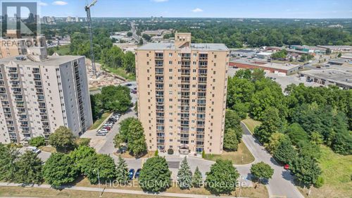 903-860 Commissioners Road E, London South (South H), ON, N6C5Y8 | Card Image