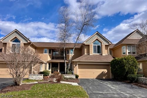 5 Sugar Maple Ln, Hamburg, NJ, 07419-1220 | Card Image