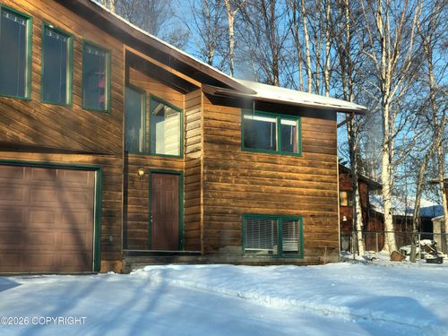 8411 Ryoaks Pl, Anchorage, AK, 99504-2252 | Card Image