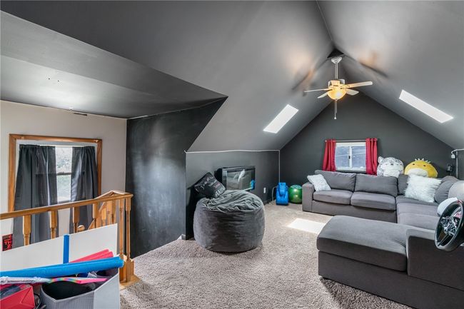 334 Orchard St, House other with 4 bedrooms, 2 bathrooms and null parking in Springdale PA | Image 20