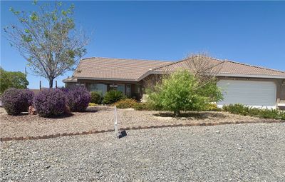 2180 S Tiawah Avenue, House other with 3 bedrooms, 2 bathrooms and null parking in Pahrump NV | Image 2