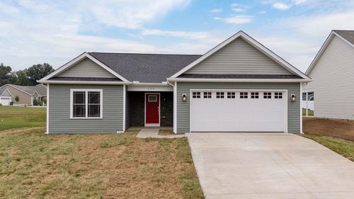 165 Langley Dr, WAYNESBORO, VA, 22980-6526 | Card Image