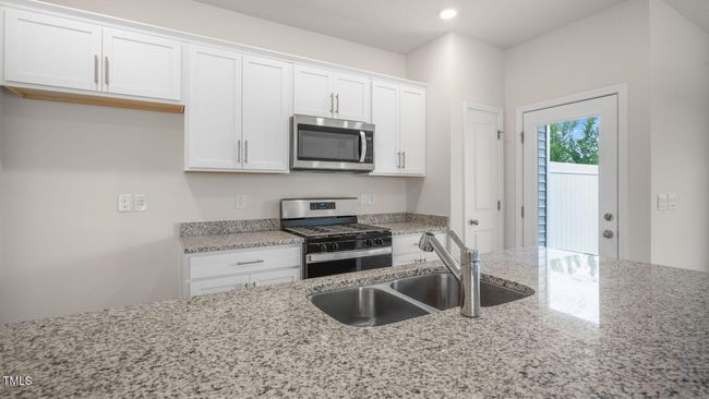Kitchen | Image 6