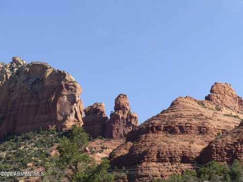 18-205 Munds Mountain Cir, Sedona, AZ, 86336-7202 | Card Image