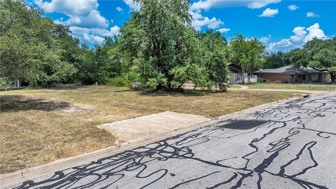 Land in College Station 4
