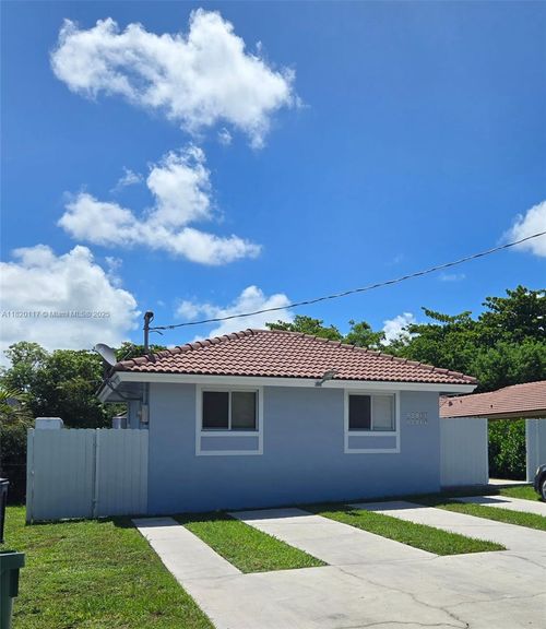 20135-20137 Sw 88th Ct, Cutler Bay, FL, 33189-1879 | Card Image