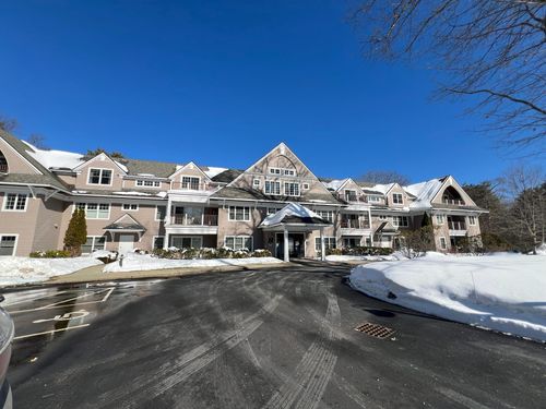 h305-100 Shepard'S Cove Road, Kittery, ME, 03904 | Card Image