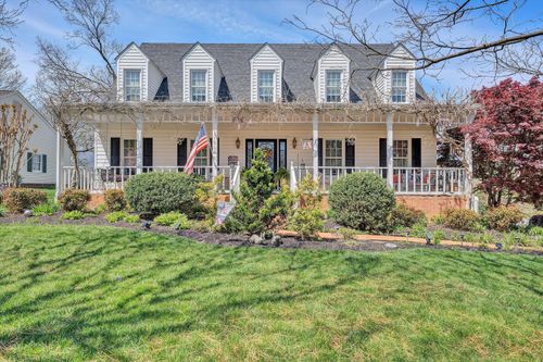 1505 Ashley Dr, Salem, VA, 24153-4698 | Card Image