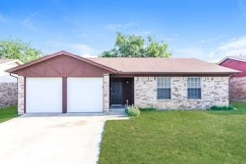 6409 Stardust Dr S, Watauga, TX, 76148-3639 | Card Image