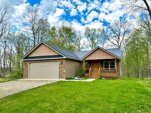 817 Highland Hills Dr, Howard, OH, 43028-8400 | Card Image