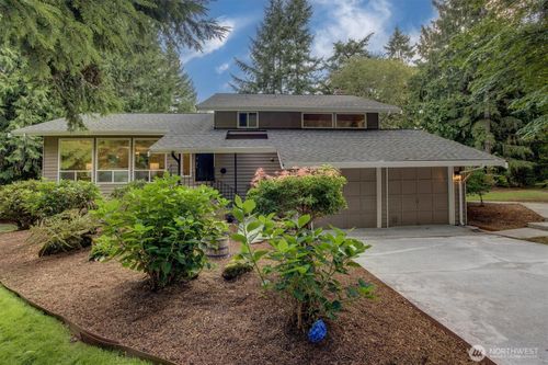 15724 168th Ave Ne, Woodinville, WA, 98072-6955 | Card Image