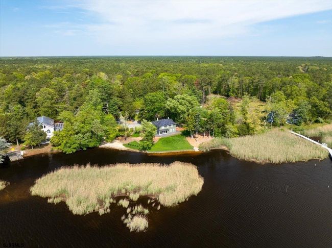 138 N Maple Ave, House other with 4 bedrooms, 3 bathrooms and null parking in Tuckerton NJ | Image 39